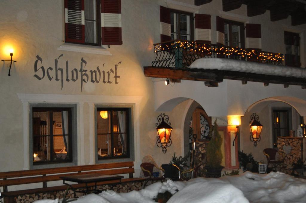 Hotel Schlosswirt Großkirchheim Екстериор снимка